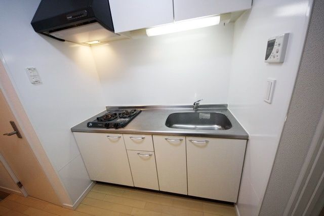 キッチン　同物件別部屋写真