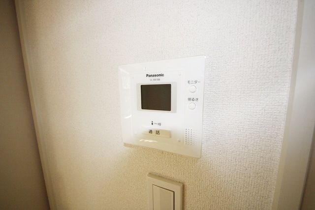 セキュリティ　同物件別部屋写真