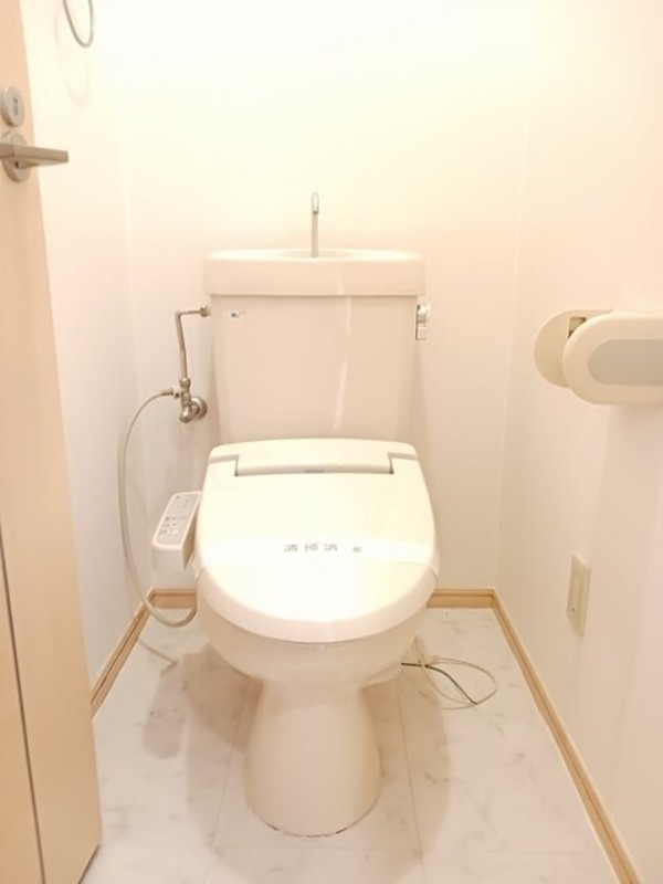 トイレ　図面と現状に相違がある場合には現状を優先