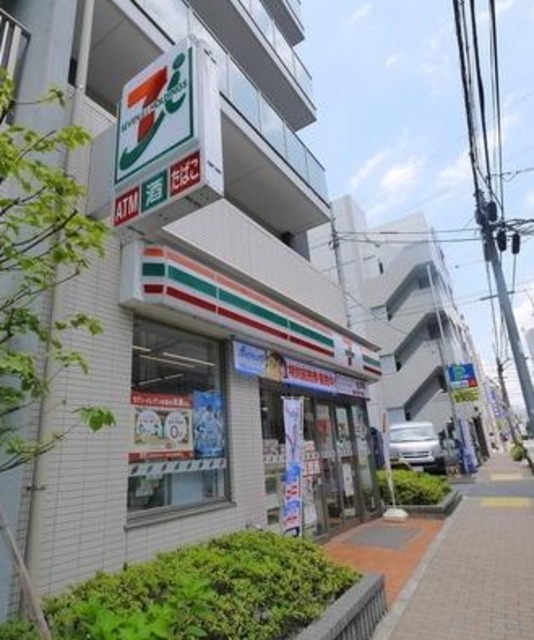 コンビニ　セブンイレブン文京湯島2丁目店（コンビニ）まで660m