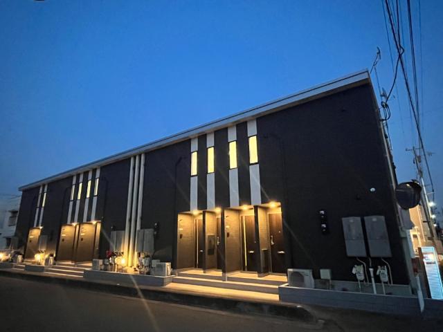 建物外観　外観写真（夜）