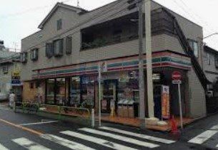 コンビニ　セブンイレブン板橋南町店（コンビニ）まで200m