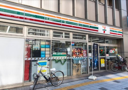 コンビニ　セブンイレブン 台東1丁目店（コンビニ）まで378m