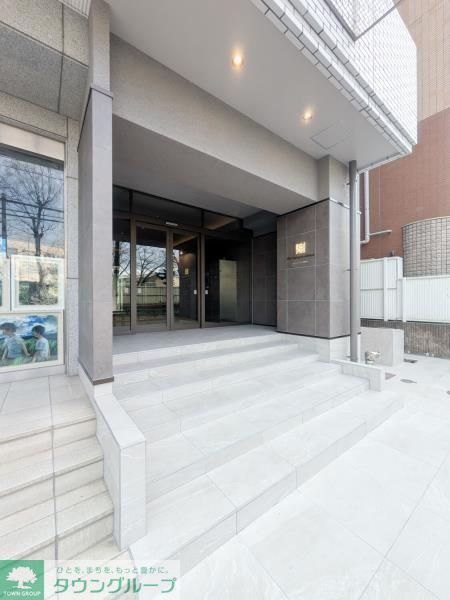 エントランス　部屋探しは株式会社　タウンハウジング　までお気軽にお問合せ…