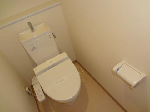 トイレ　シャワー付トイレ