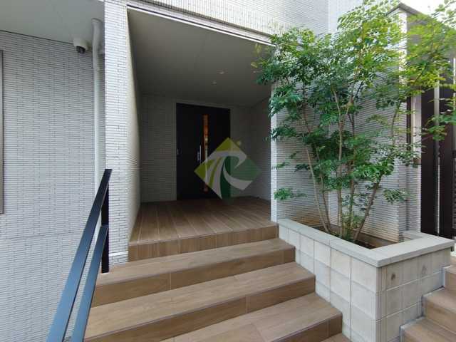 エントランス　AIFLAT MEJIRO