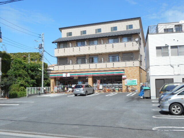 コンビニ　セブンイレブン葛飾西新小岩5丁目店（コンビニ）まで187m