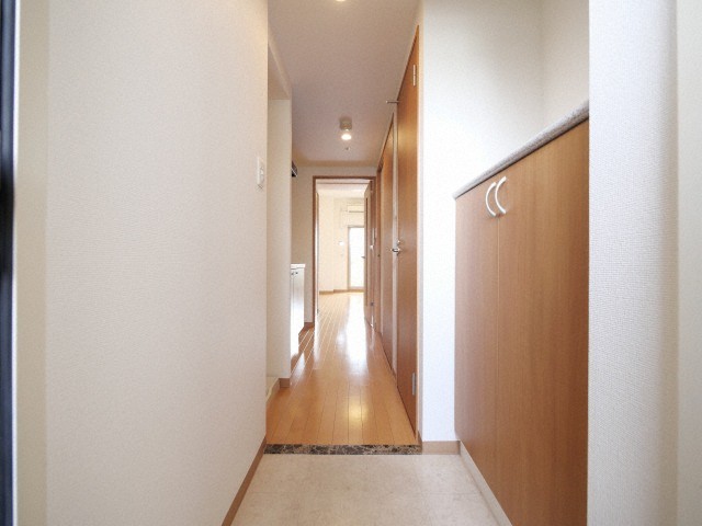 玄関　※同施工会社のイメージ写真※