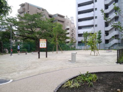 公園　臨川四季の森（公園）まで491m