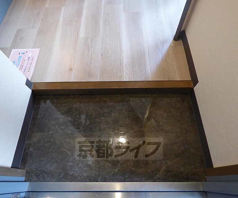 玄関　玄関です。