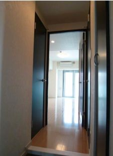 玄関　収納もある玄関です