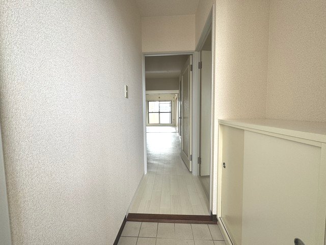 玄関　廊下