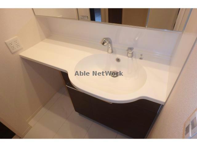 洗面設備　同型モデル
