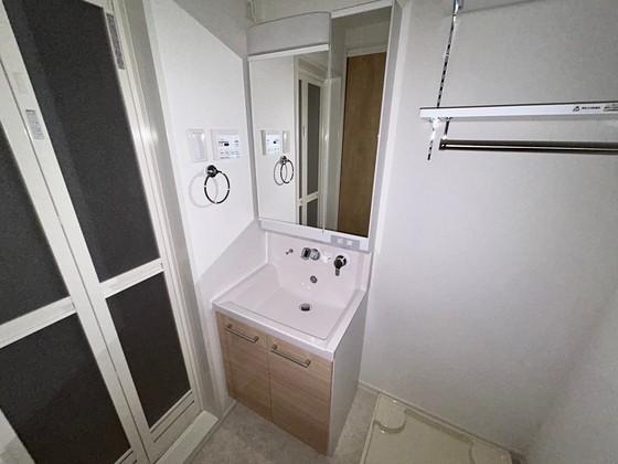 洗面設備　※別部屋の写真です