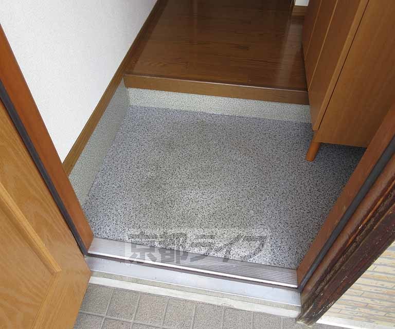 玄関　玄関部分です。