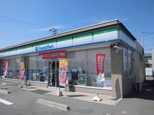 コンビニ　ファミリーマート愛西日置店（コンビニ）まで1000m