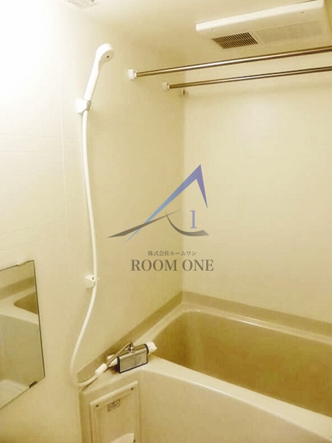 バス・シャワールーム　お風呂です。