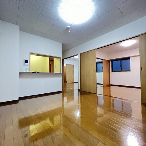 居室・リビング　同仕様タイプです