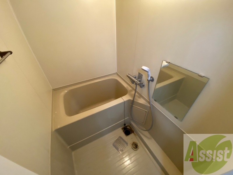 バス・シャワールーム　お風呂です！一日の疲れを癒してくださいね！