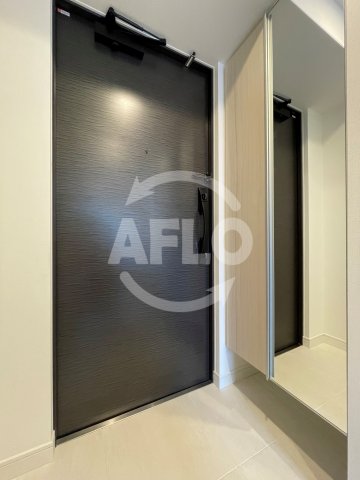 玄関　S-RESIDENCE堺筋本町Uno　玄関