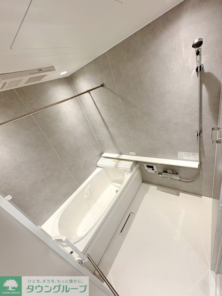 バス・シャワールーム　洗面