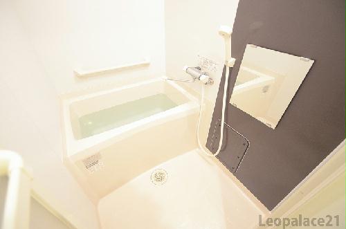 バス・シャワールーム　実際のお部屋と異なる場合がございます。