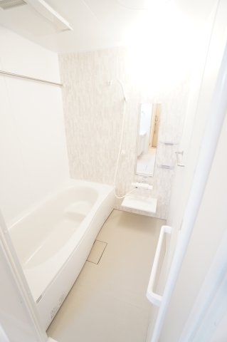バス・シャワールーム　※同物件・同タイプの写真です。