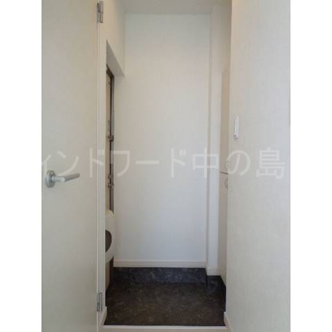 玄関　詳細は、ウィンドワード中の島店までご相談下さい。