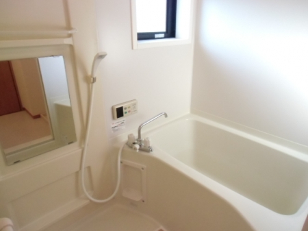 バス・シャワールーム　お写真は同タイプのモデルです。