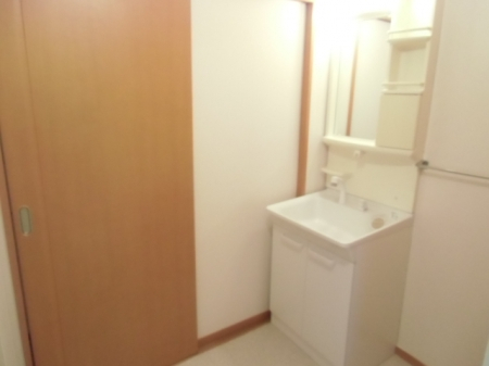 その他　お写真は同タイプのモデルです。