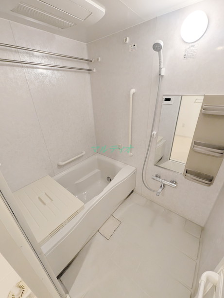 バス・シャワールーム　浴室