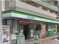 コンビニ　ファミリーマート平野二丁目店（コンビニ）まで281m
