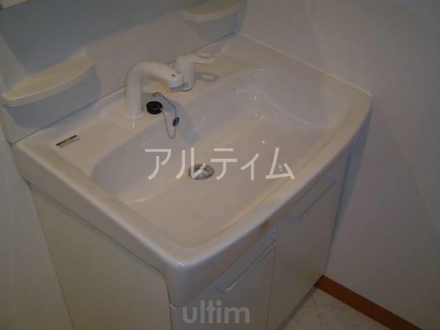 洗面設備　別室の画像です、ご参考までに