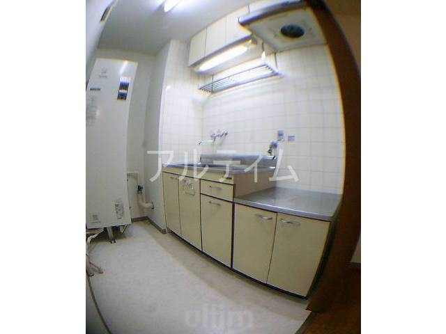 キッチン　別室の画像です、ご参考までに