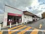 スーパー　マックスバリュ万代店（スーパー）まで750m