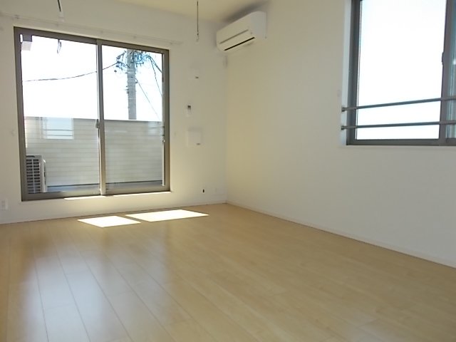 居室・リビング　居間です