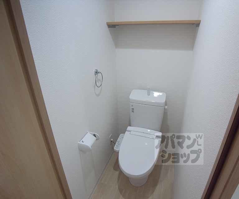 トイレ　ウォシュレット付き！