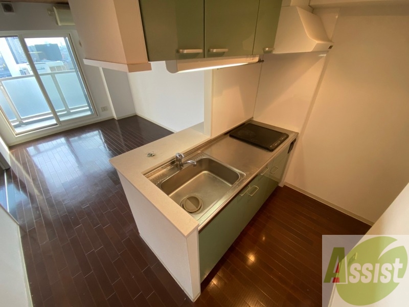 キッチン　キッチンはスペースも広々していて使いやすそうですよ！