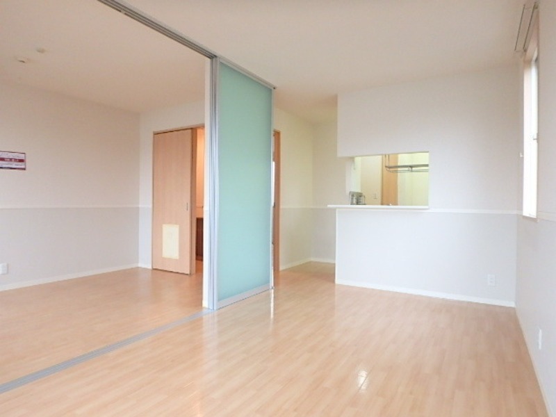 居室・リビング　図面と現状に相違がある場合には現状を優先