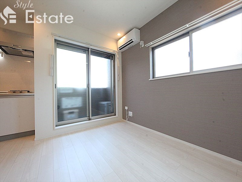 居室・リビング　内装