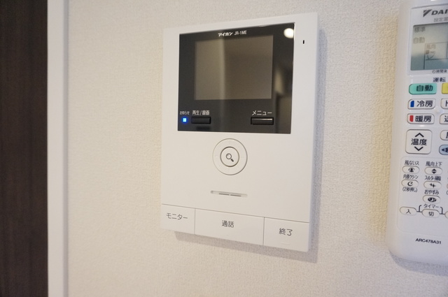 セキュリティ　※室内写真は別号室の写真です。