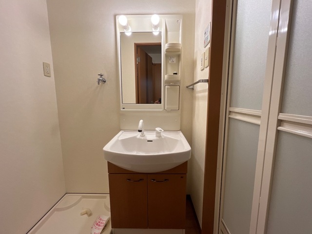 洗面設備　洗髪洗面化粧台