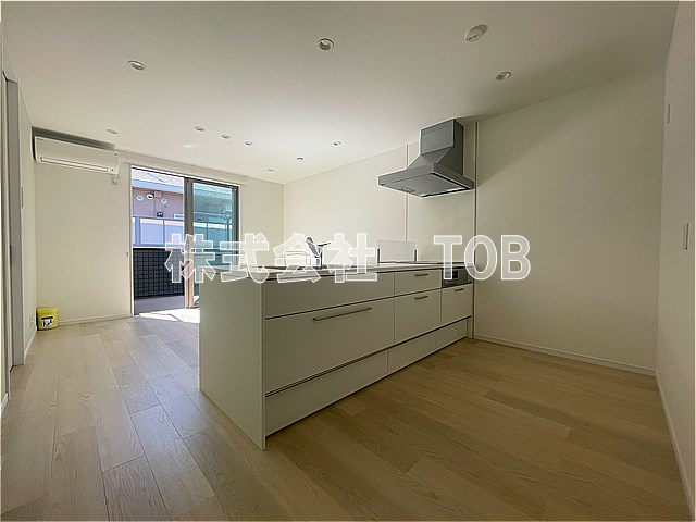 居室・リビング　2F　LDK12帖