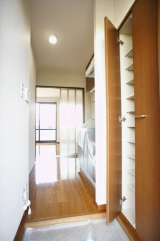 玄関　図面と現状が相違がある場合には現状を優先．．．