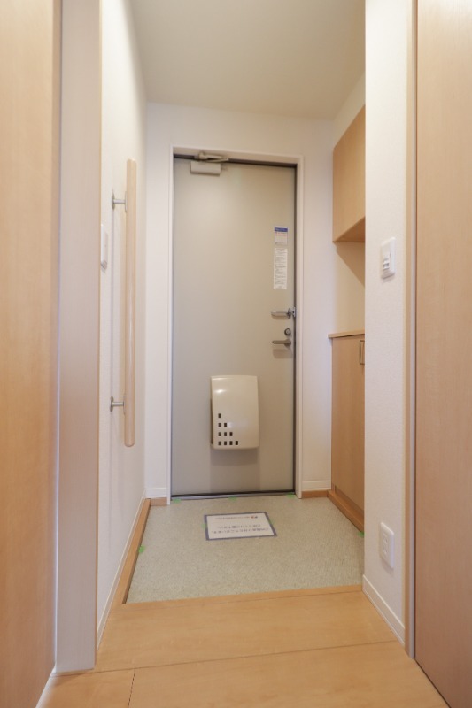 玄関　図面と現状に相違がある場合には現状を優先