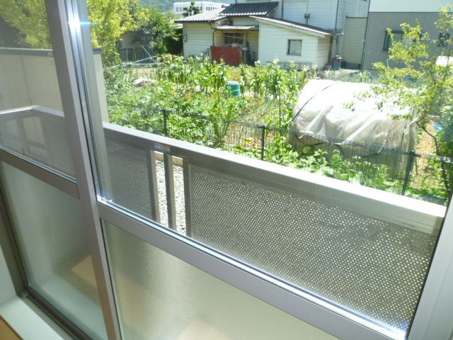 バルコニー　１０３号室の参考写真です。
