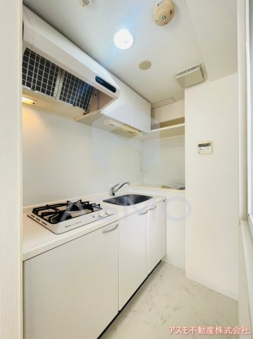 キッチン　同マンション別部屋参考写真