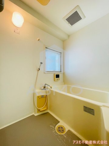 バス・シャワールーム　同マンション別部屋参考写真