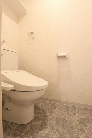 トイレ　もちろん、ウォシュレット完備