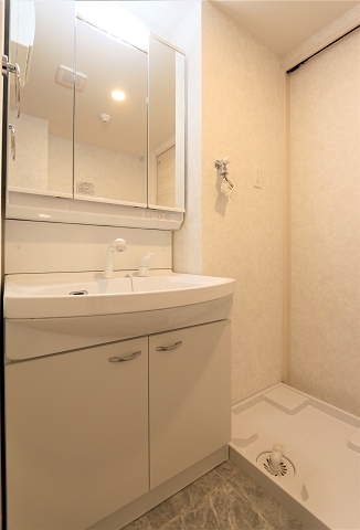 洗面設備　毎朝の支度はこちらで